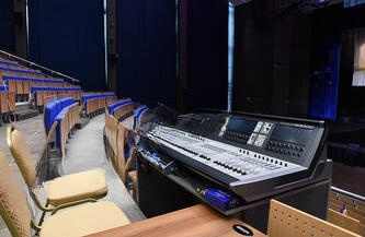 Театр эстрады «Янтарь-холл»