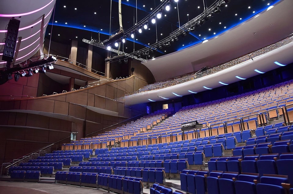 Театр эстрады «Янтарь-холл»