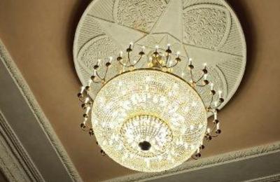 Компания ТТК изготовила хрустальную люстру для Дворца культуры г. Пикалево (Ленинградская область)