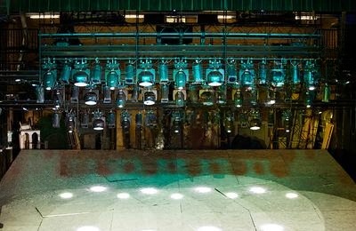 Световое оборудование