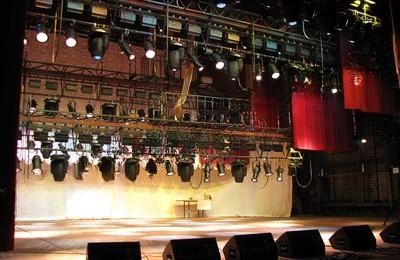 Световое оборудование